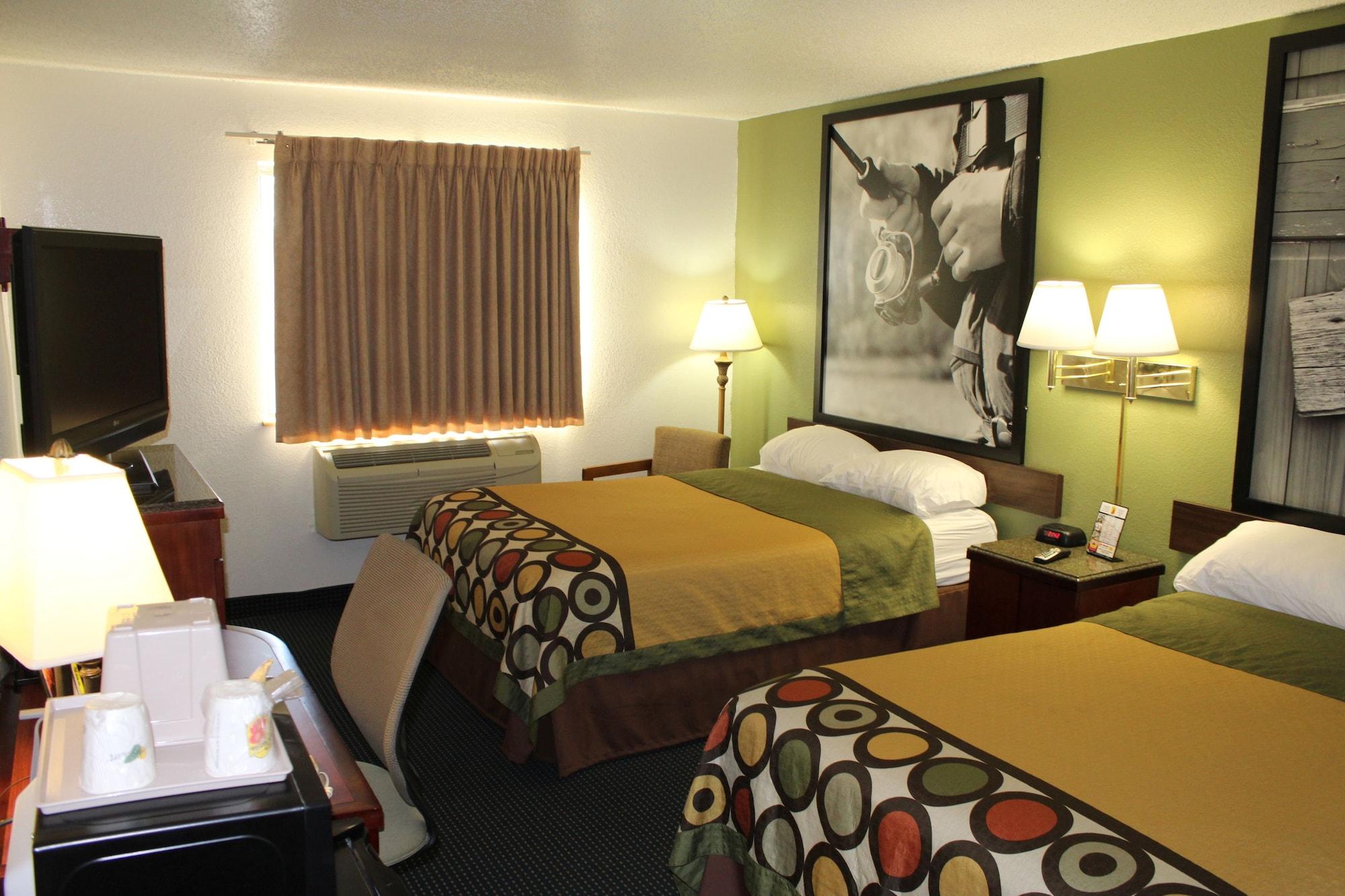Super 8 By Wyndham Newport News/Jefferson Ave. Hotell Eksteriør bilde