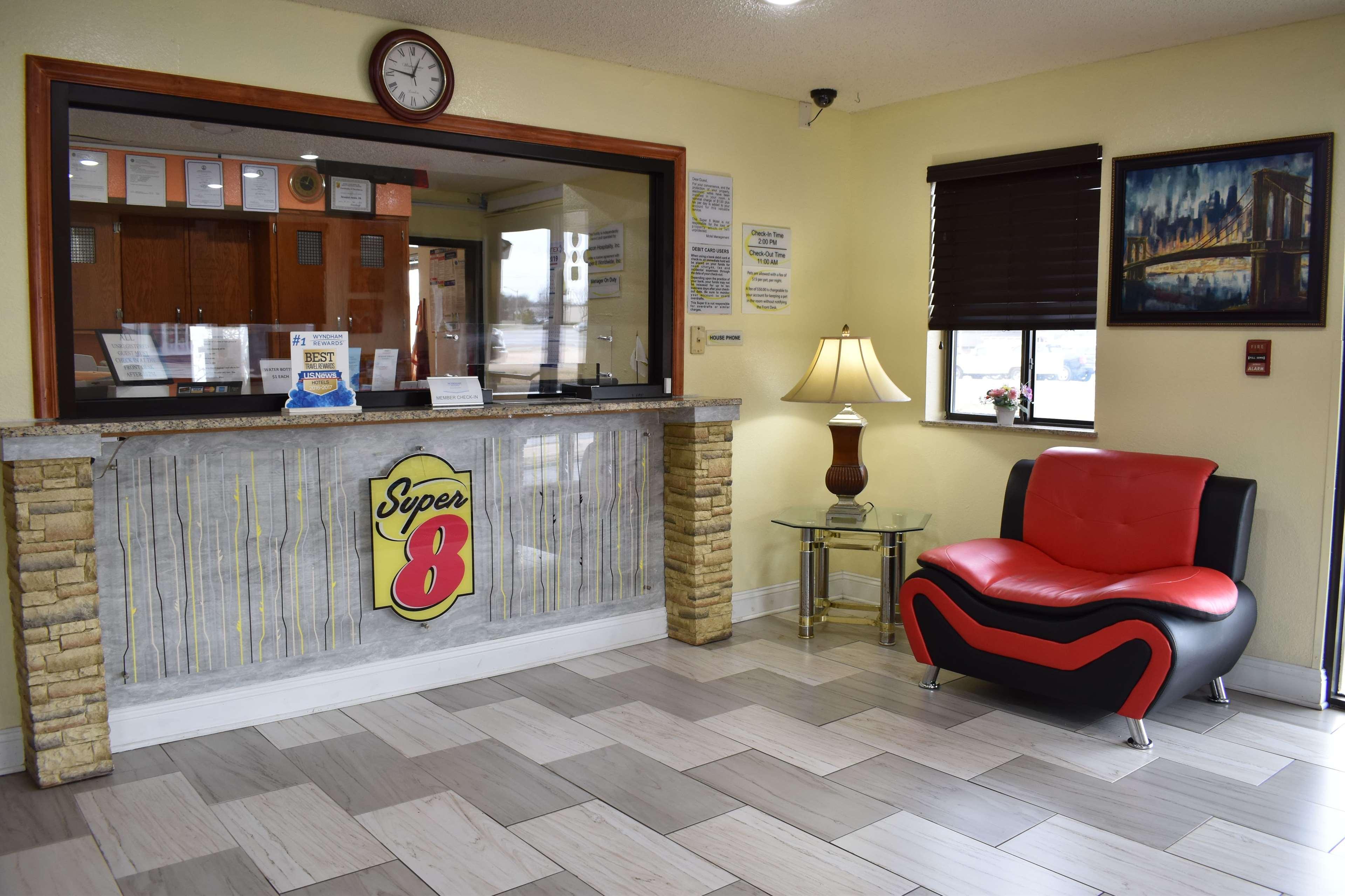 Super 8 By Wyndham Newport News/Jefferson Ave. Hotell Eksteriør bilde