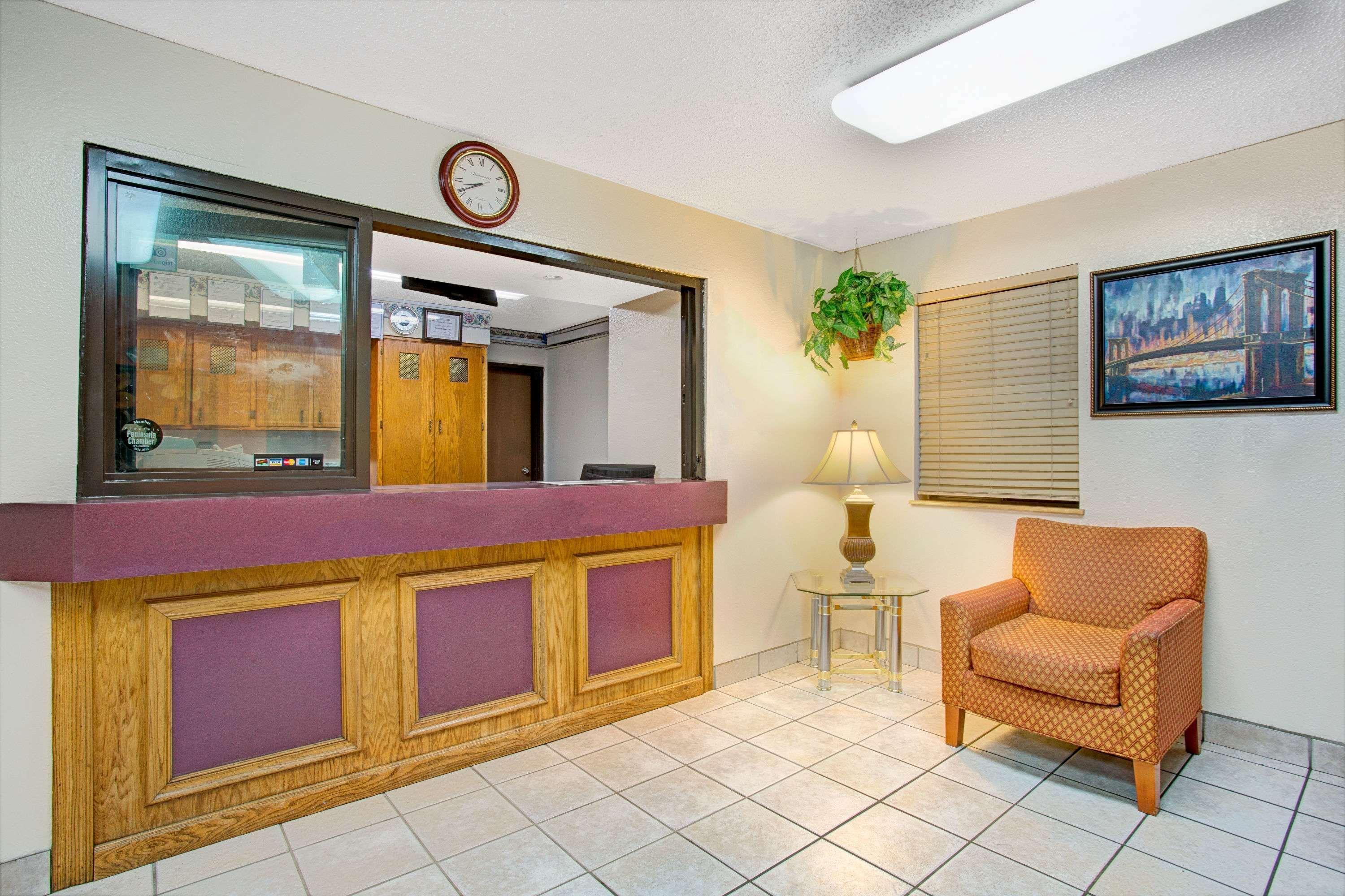Super 8 By Wyndham Newport News/Jefferson Ave. Hotell Eksteriør bilde