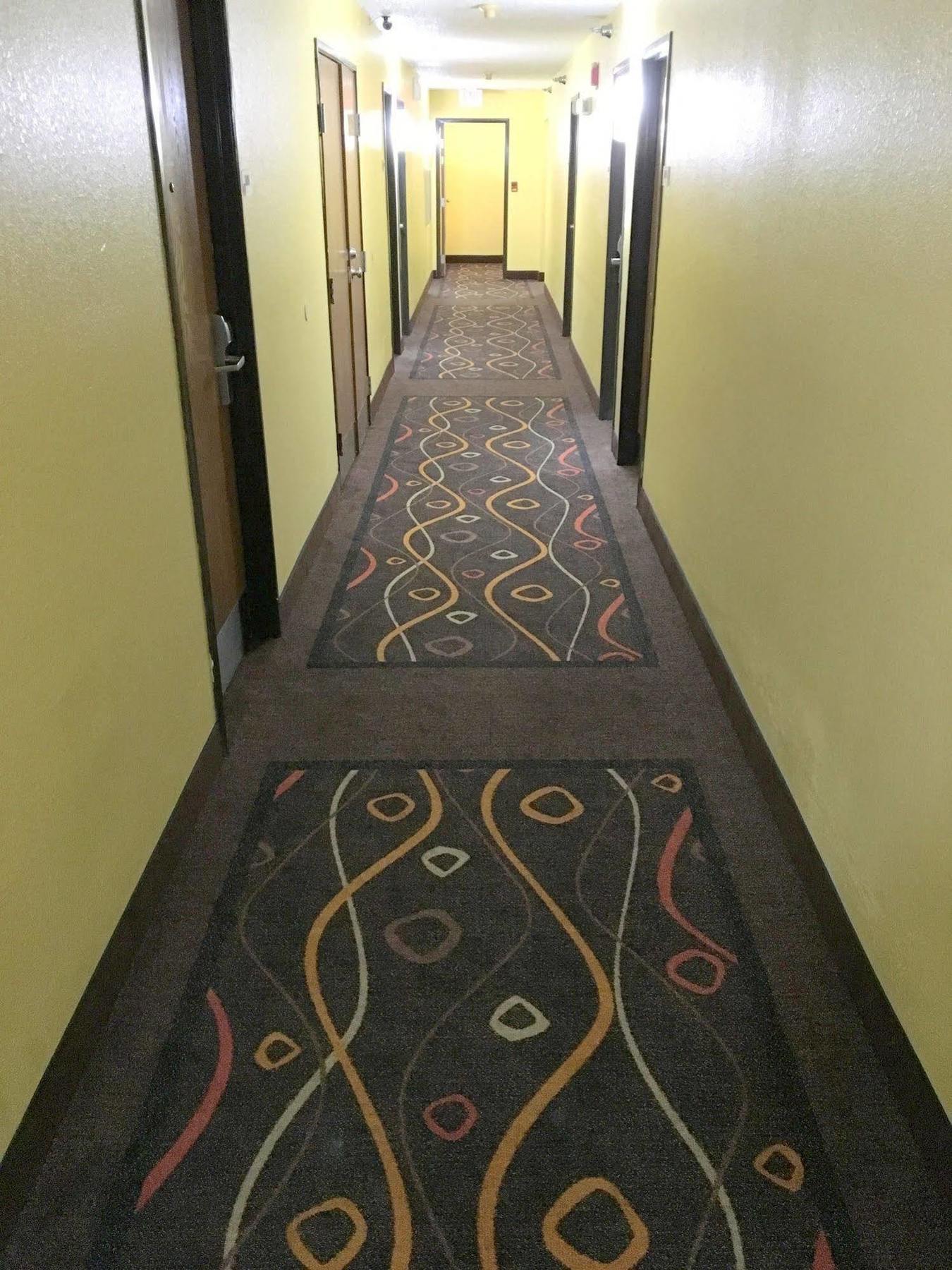 Super 8 By Wyndham Newport News/Jefferson Ave. Hotell Eksteriør bilde